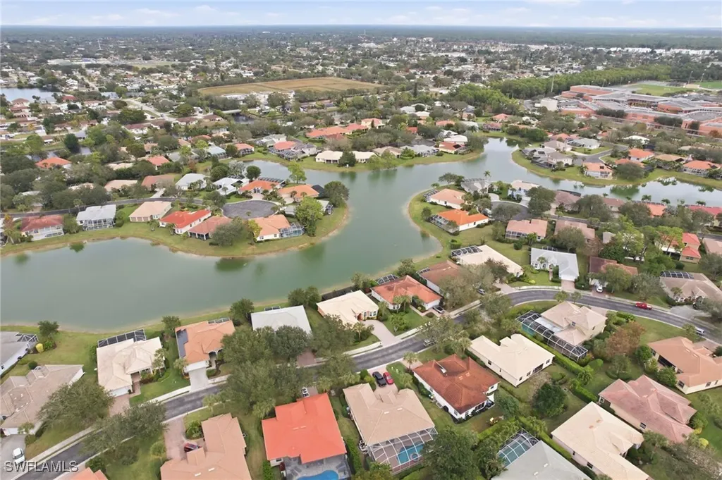 3948 Ruxton Road Naples FL 34116