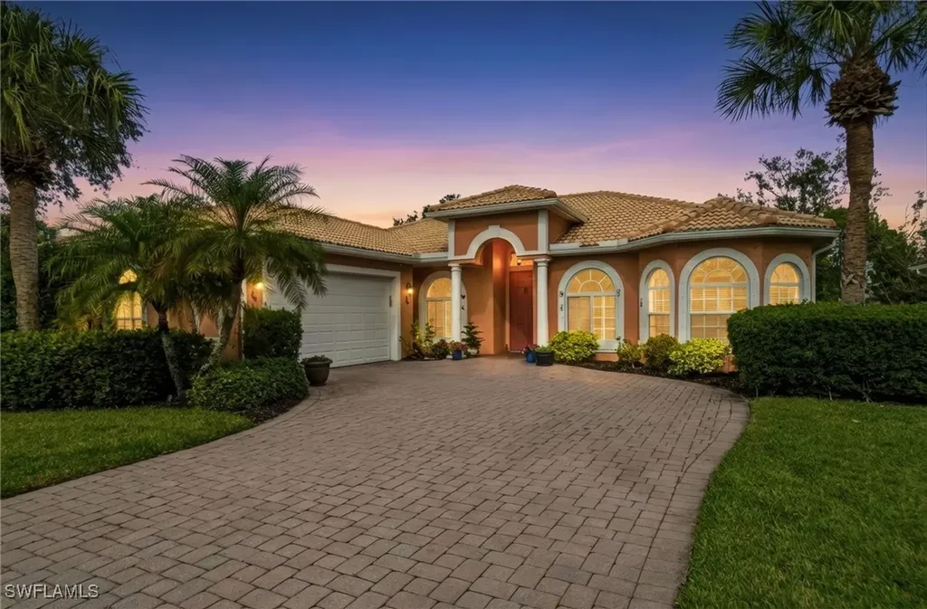 3948 Ruxton Road Naples FL 34116