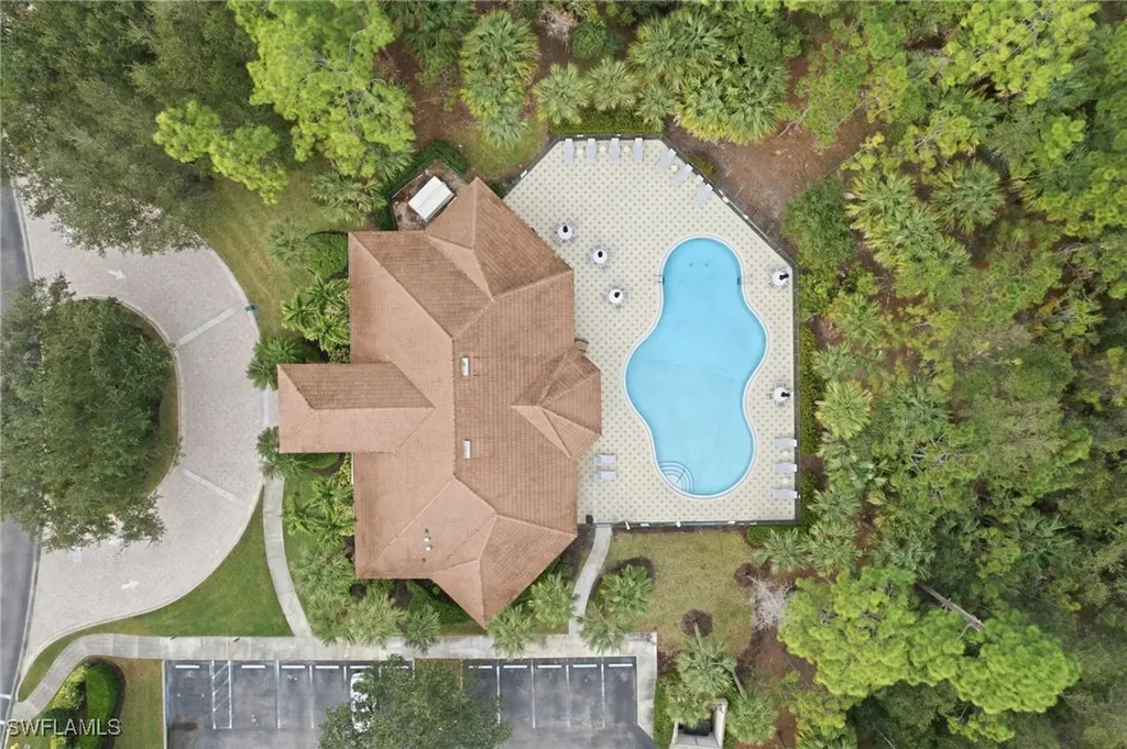 3948 Ruxton Road Naples FL 34116