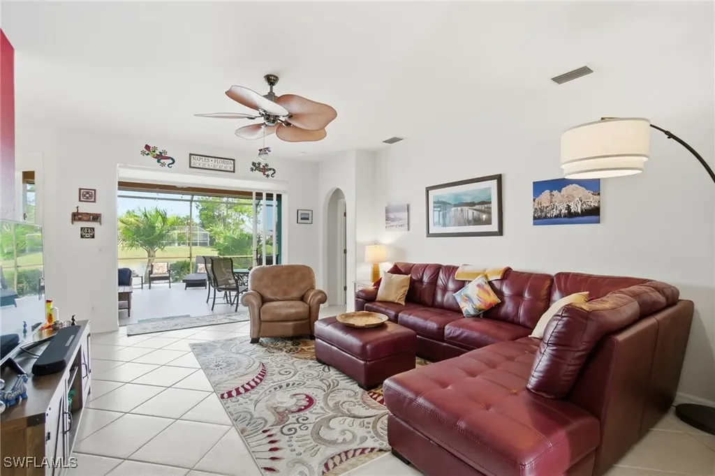 3948 Ruxton Road Naples FL 34116