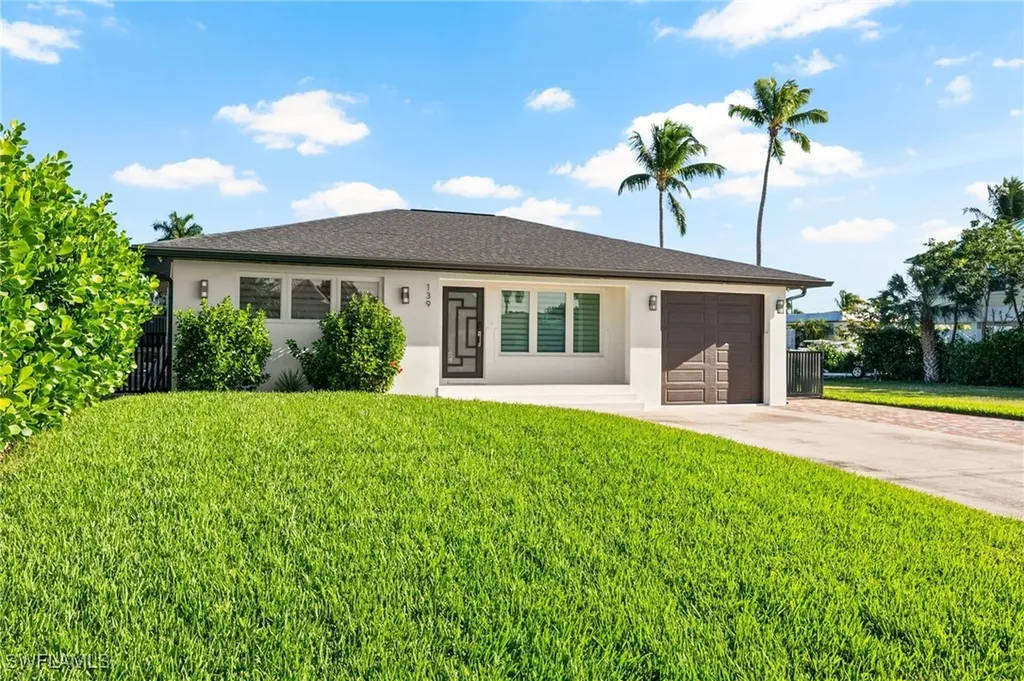 139 San Salvador Street Naples FL 34113