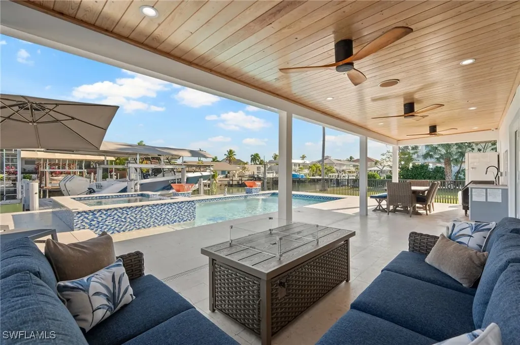 139 San Salvador Street Naples FL 34113
