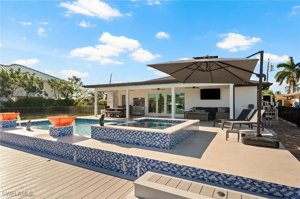 139 San Salvador Street Naples FL 34113