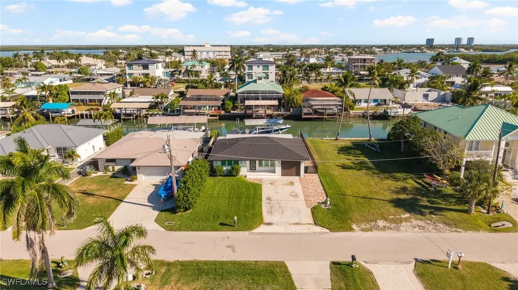 139 San Salvador Street Naples FL 34113