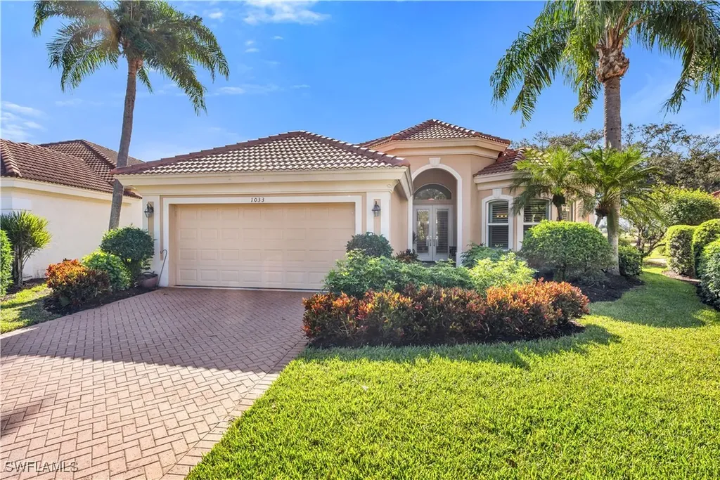 1033 Tierra Lago Way Naples FL 34119