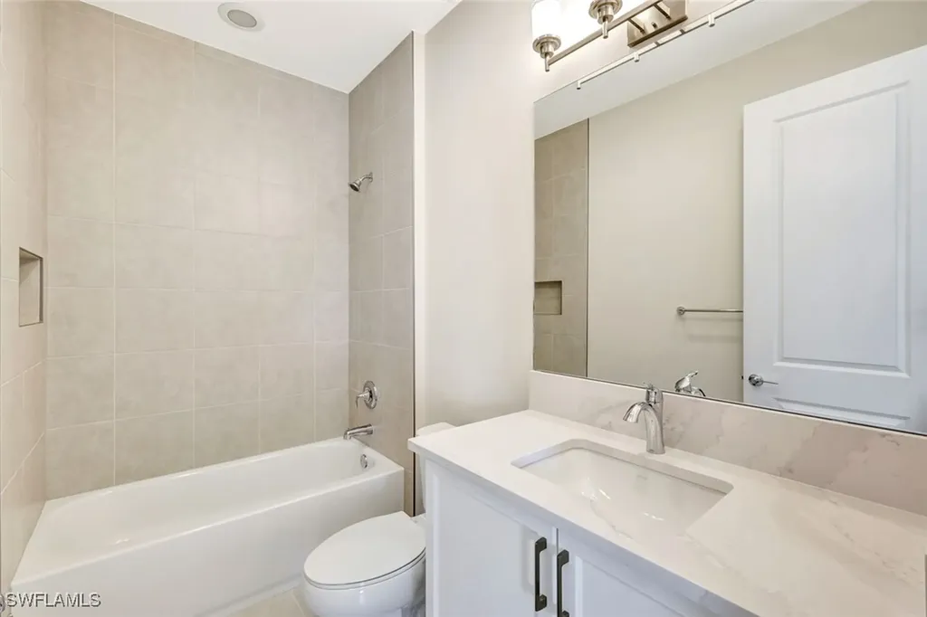 12620 Alderson Avenue Estero FL 33928