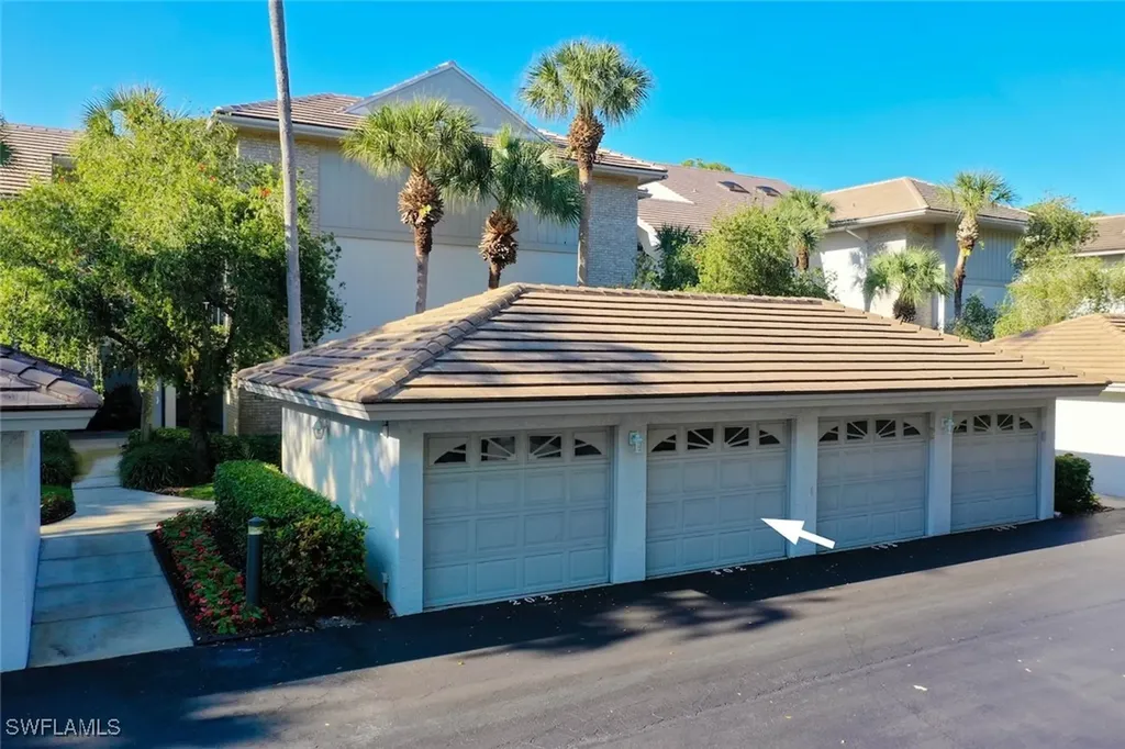 780 Waterford Drive Naples FL 34113