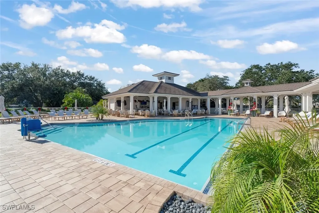780 Waterford Drive Naples FL 34113