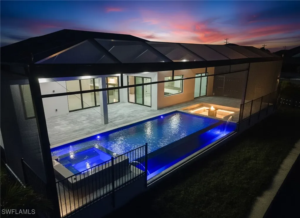 109 NE 5th Terrace Cape Coral FL 33909
