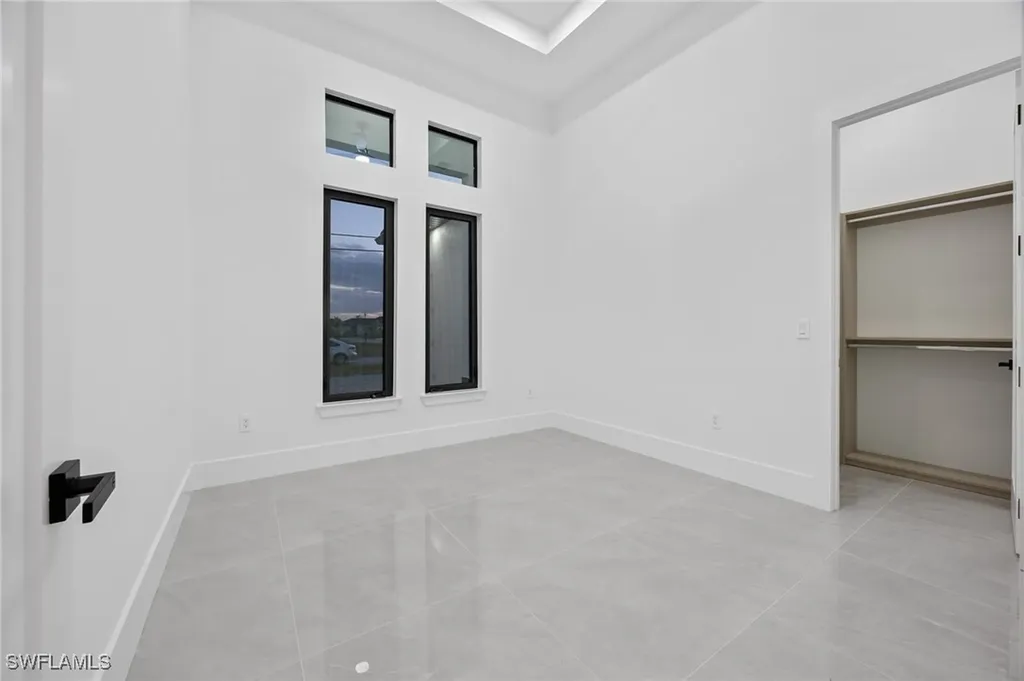 109 NE 5th Terrace Cape Coral FL 33909