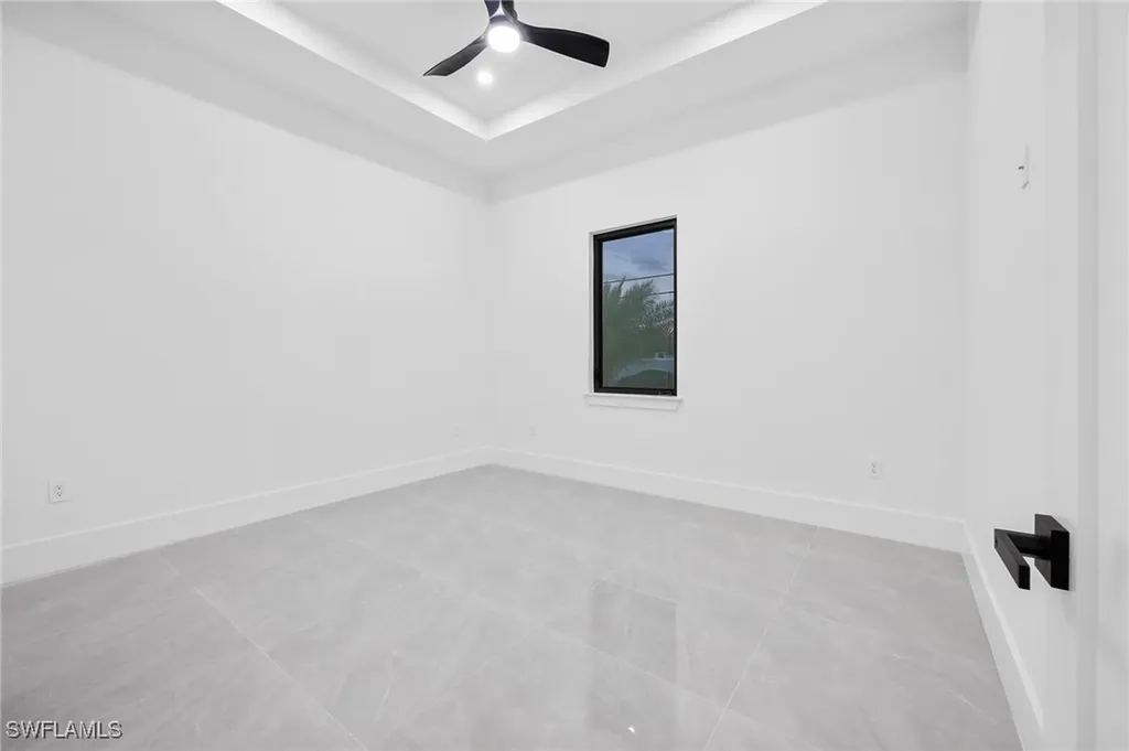 109 NE 5th Terrace Cape Coral FL 33909
