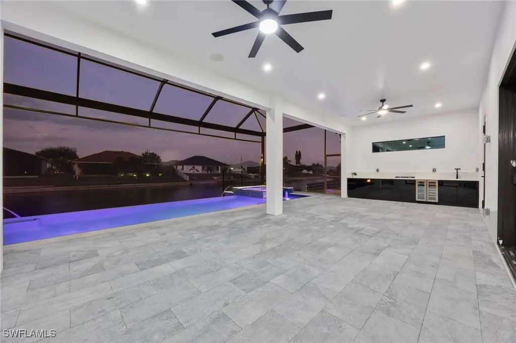 109 NE 5th Terrace Cape Coral FL 33909