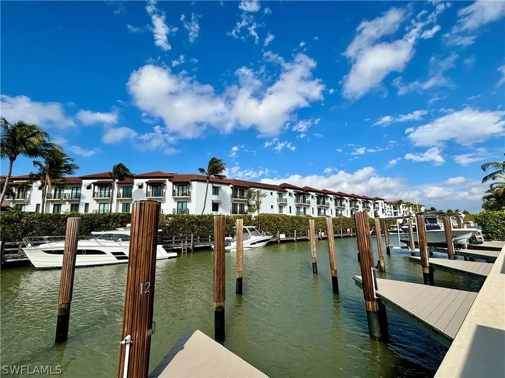 1435 Curlew Avenue Naples FL 34102