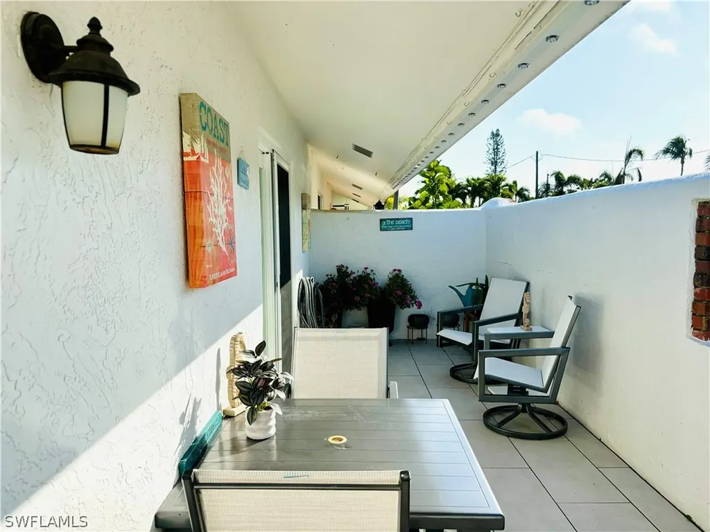 1435 Curlew Avenue Naples FL 34102