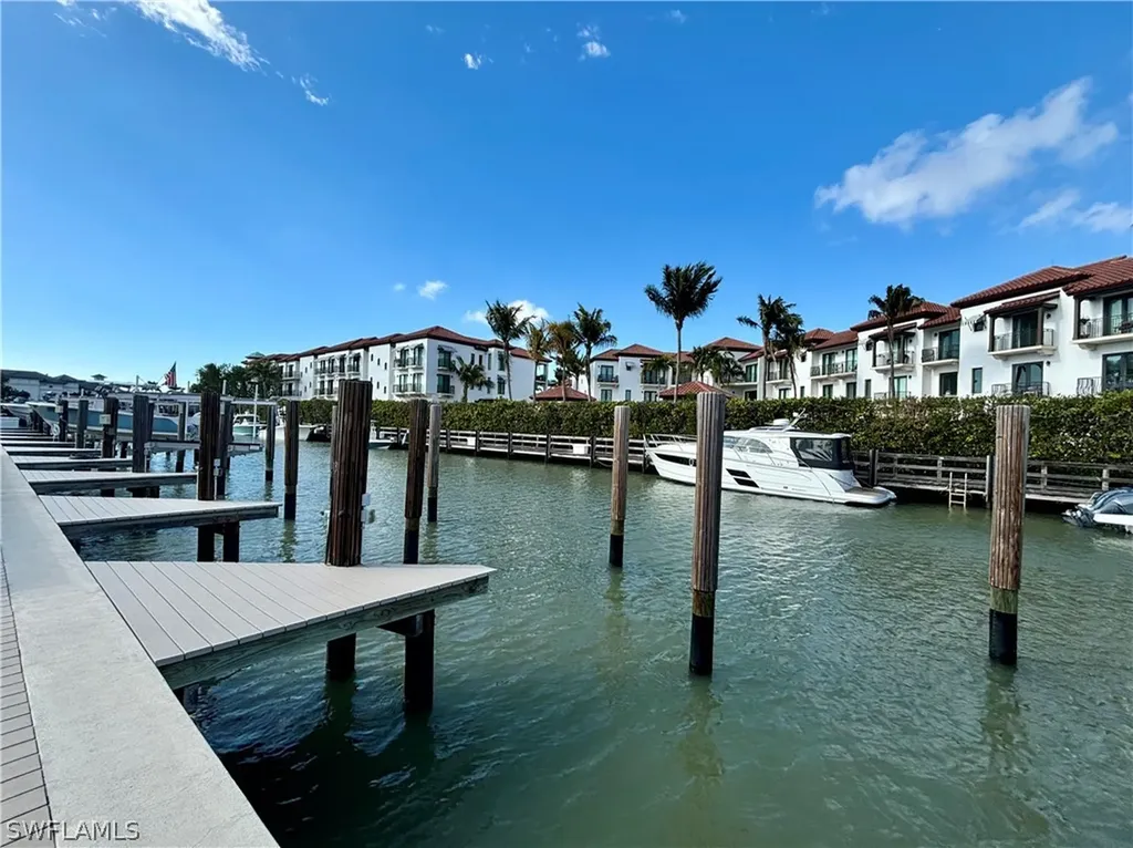 1435 Curlew Avenue Naples FL 34102