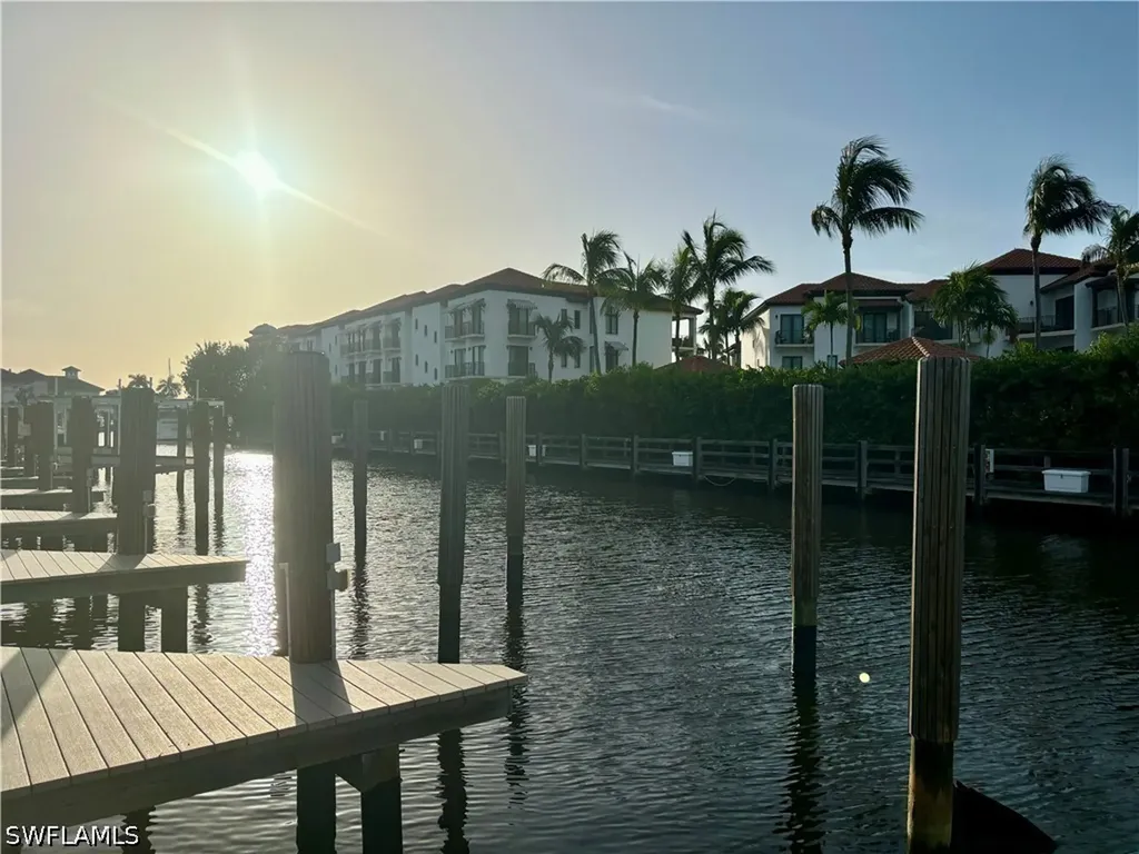 1435 Curlew Avenue Naples FL 34102