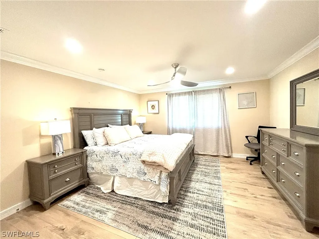 1435 Curlew Avenue Naples FL 34102