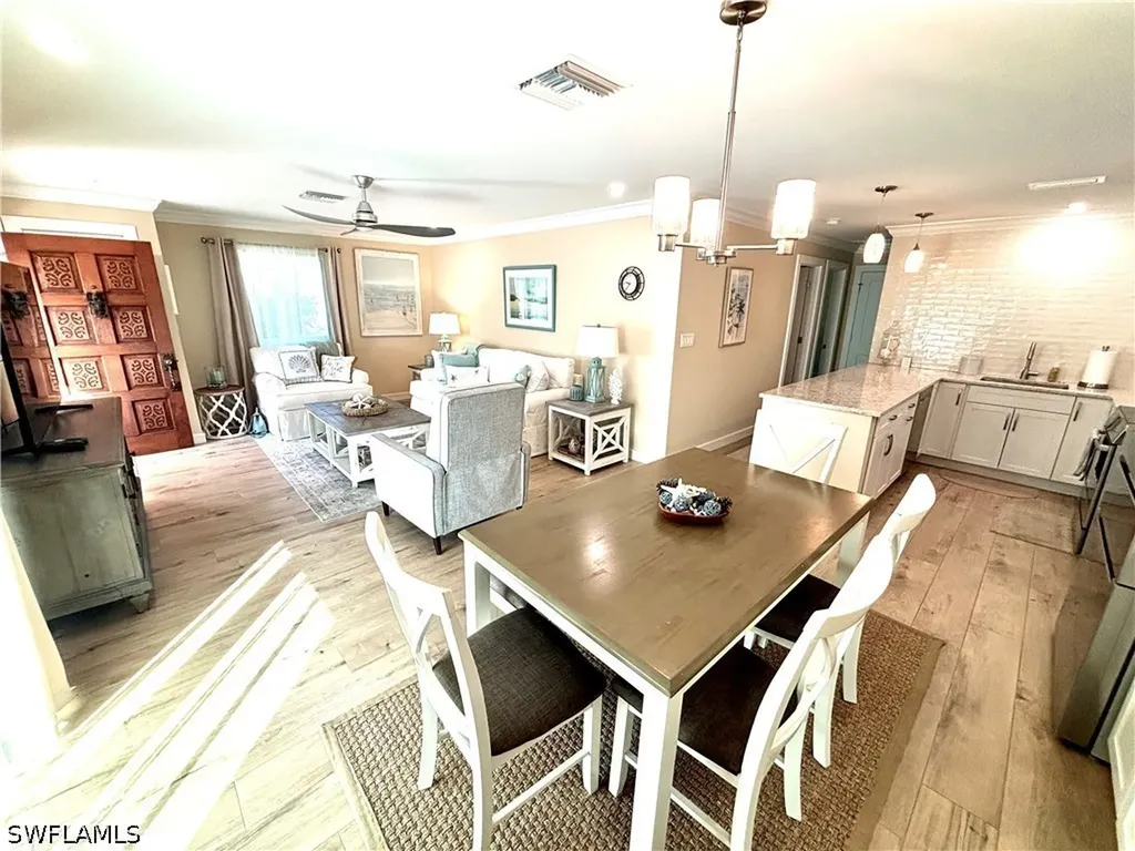 1435 Curlew Avenue Naples FL 34102