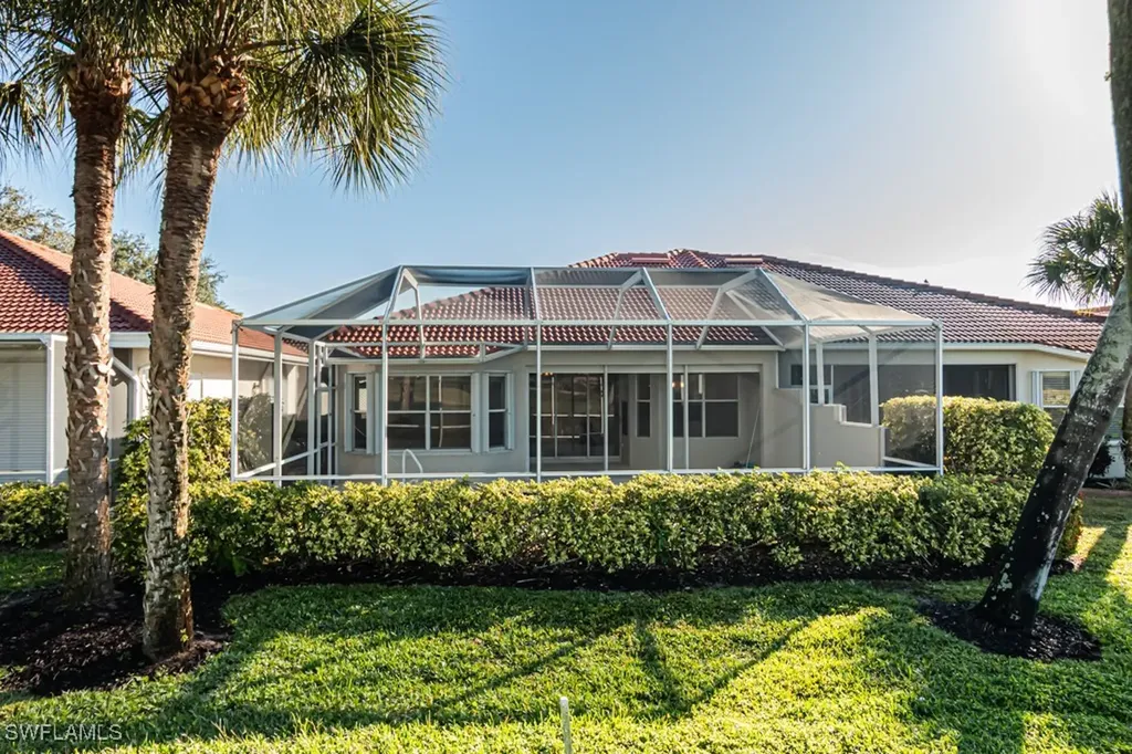 2103 Crestview Way Naples FL 34119