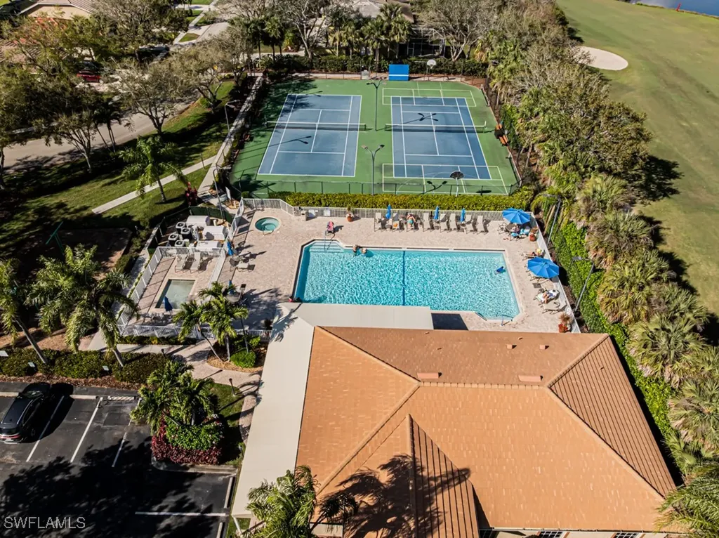 2103 Crestview Way Naples FL 34119