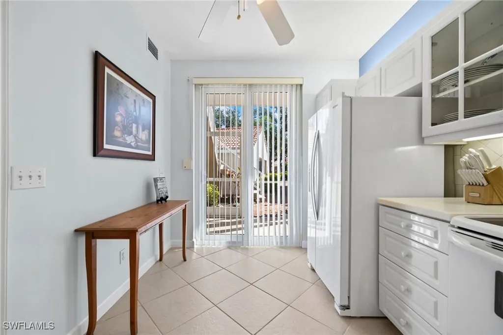 2325 Hidden Lake Drive Naples FL 34112