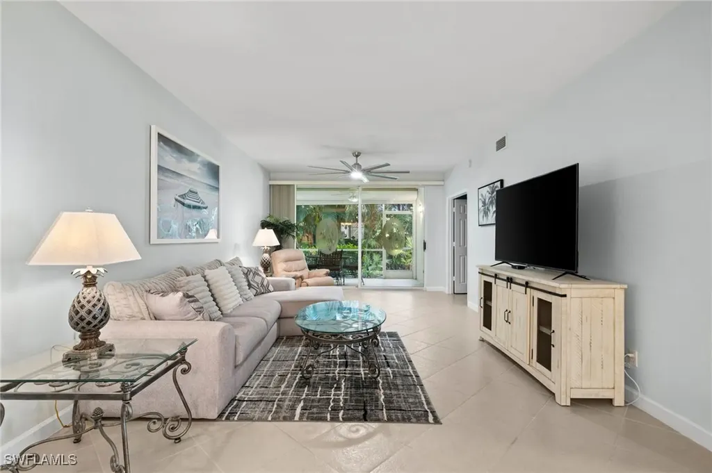2325 Hidden Lake Drive Naples FL 34112
