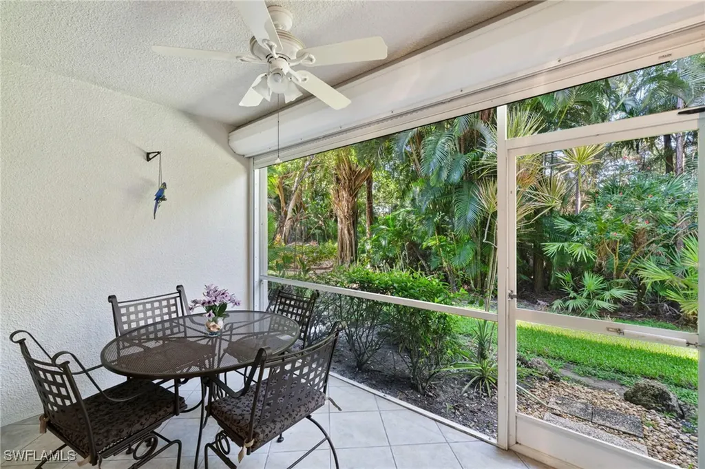 2325 Hidden Lake Drive Naples FL 34112