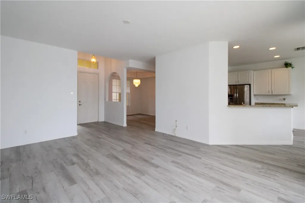 3927 Aurora Court Naples FL 34116