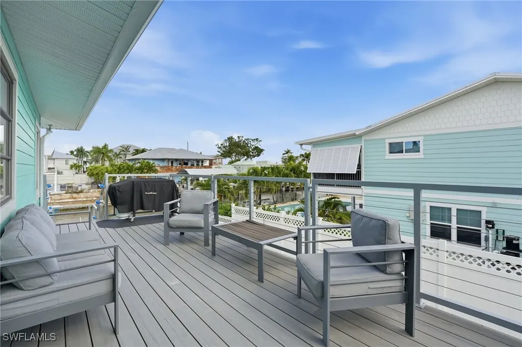 7 Avenida Carita Fort Myers Beach FL 33931