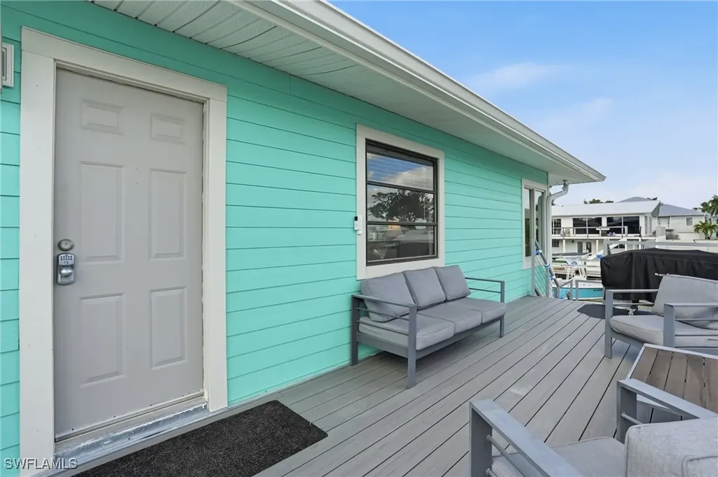 7 Avenida Carita Fort Myers Beach FL 33931