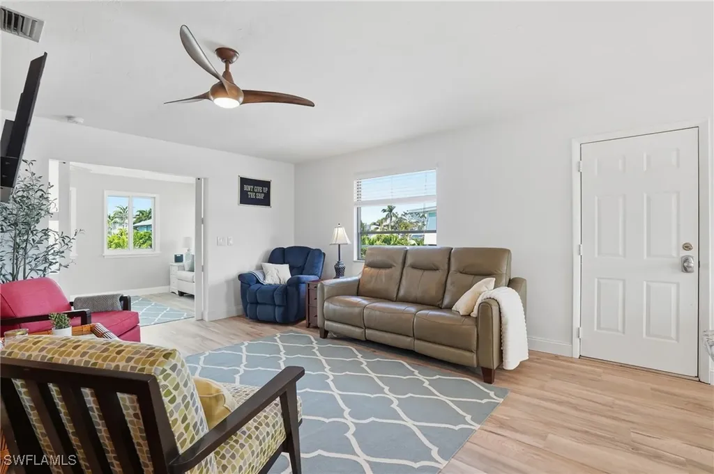 7 Avenida Carita Fort Myers Beach FL 33931