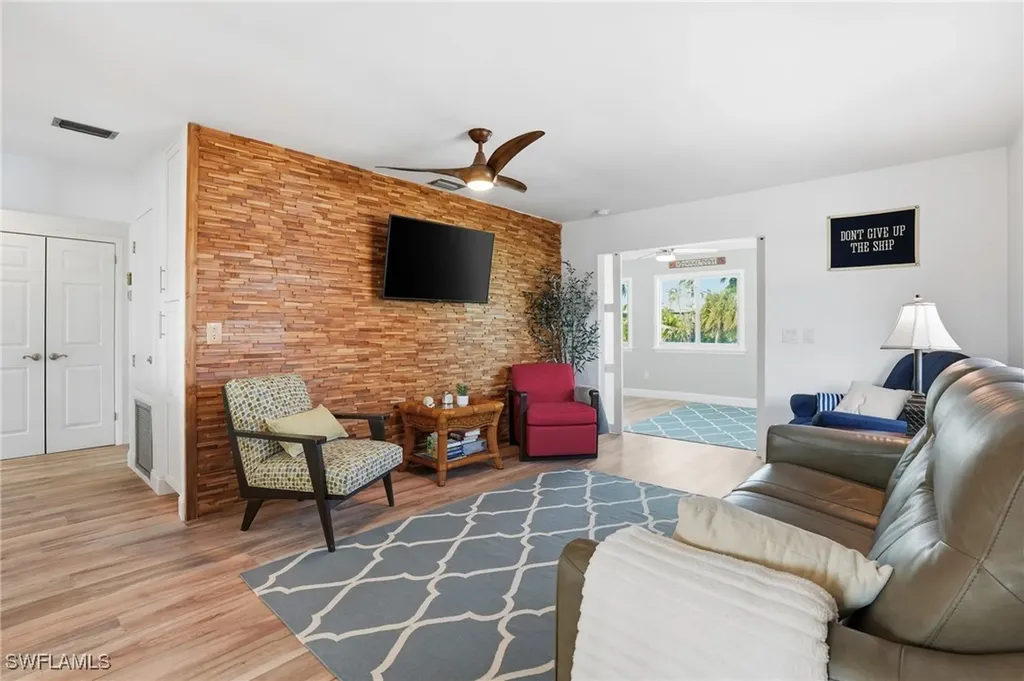 7 Avenida Carita Fort Myers Beach FL 33931