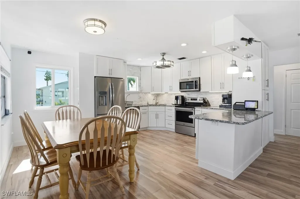 7 Avenida Carita Fort Myers Beach FL 33931