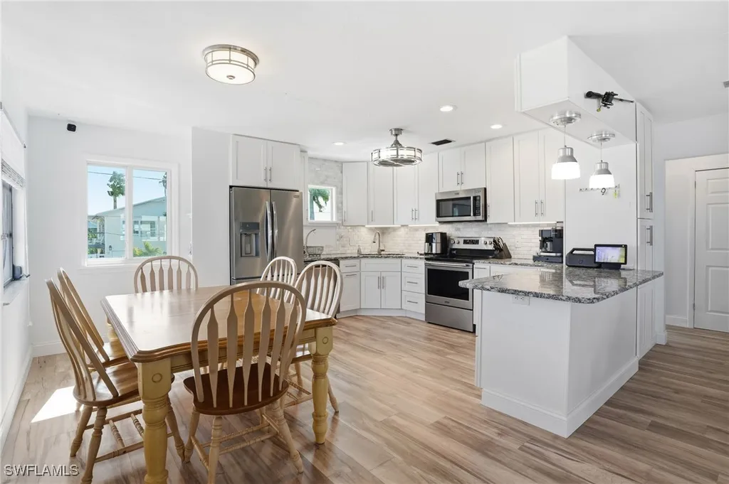 7 Avenida Carita Fort Myers Beach FL 33931