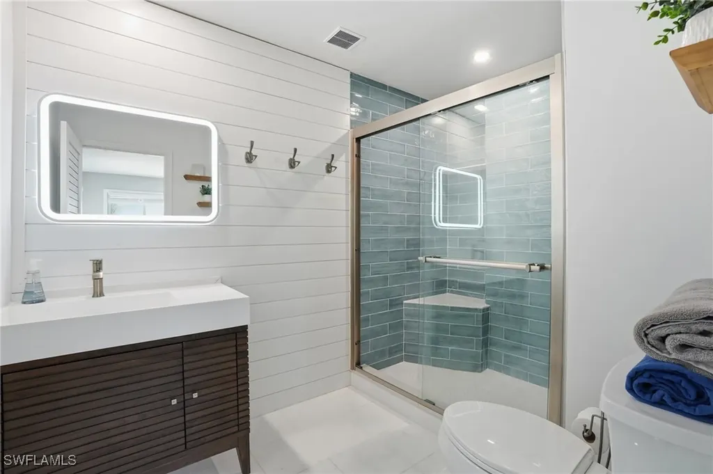 7 Avenida Carita Fort Myers Beach FL 33931