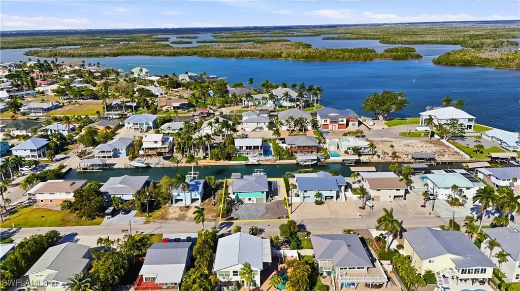 7 Avenida Carita Fort Myers Beach FL 33931