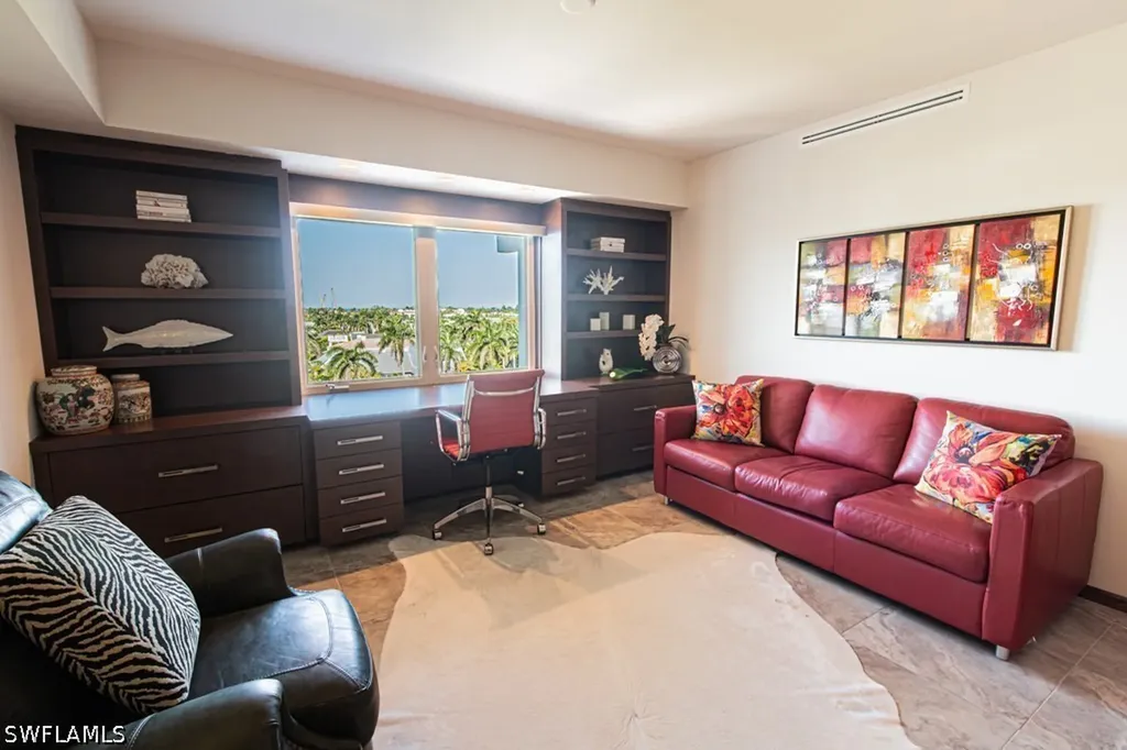 1325 7th Street S Naples FL 34102