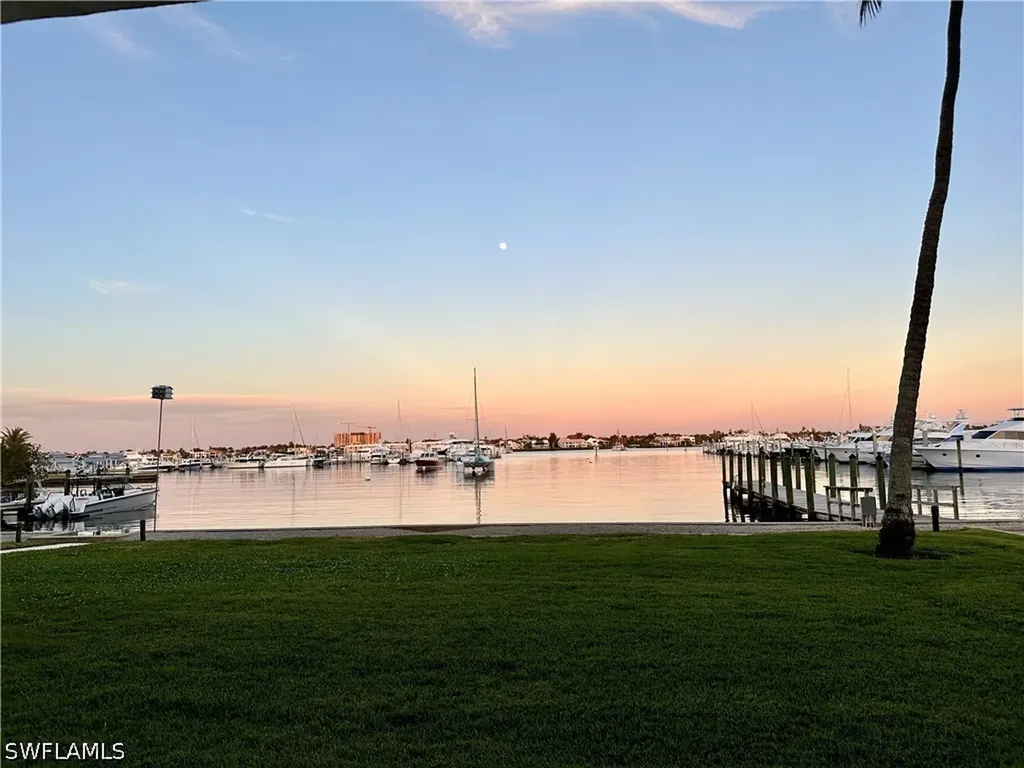 1325 7th Street S Naples FL 34102