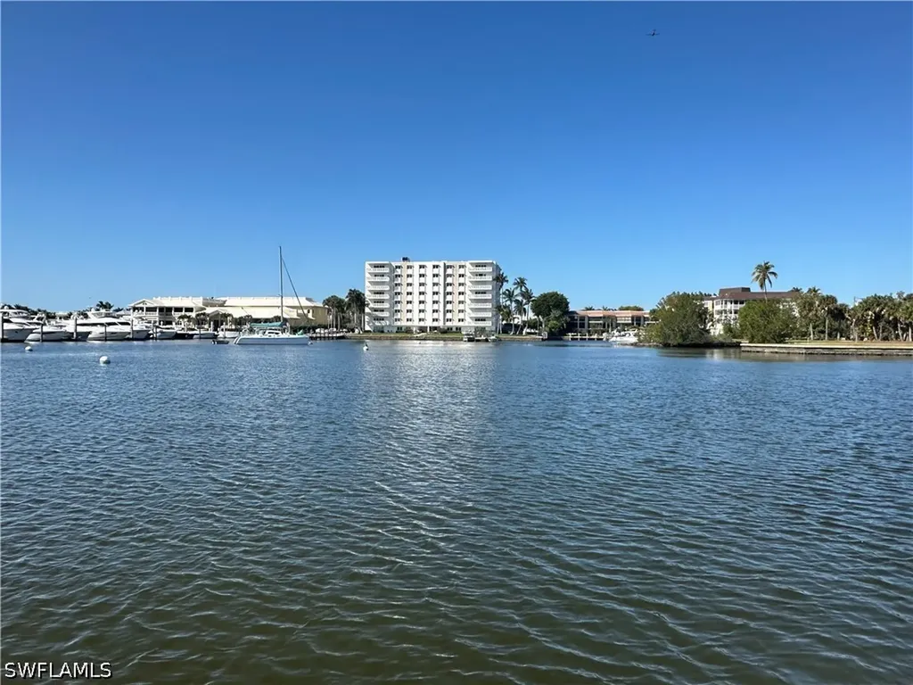 1325 7th Street S Naples FL 34102