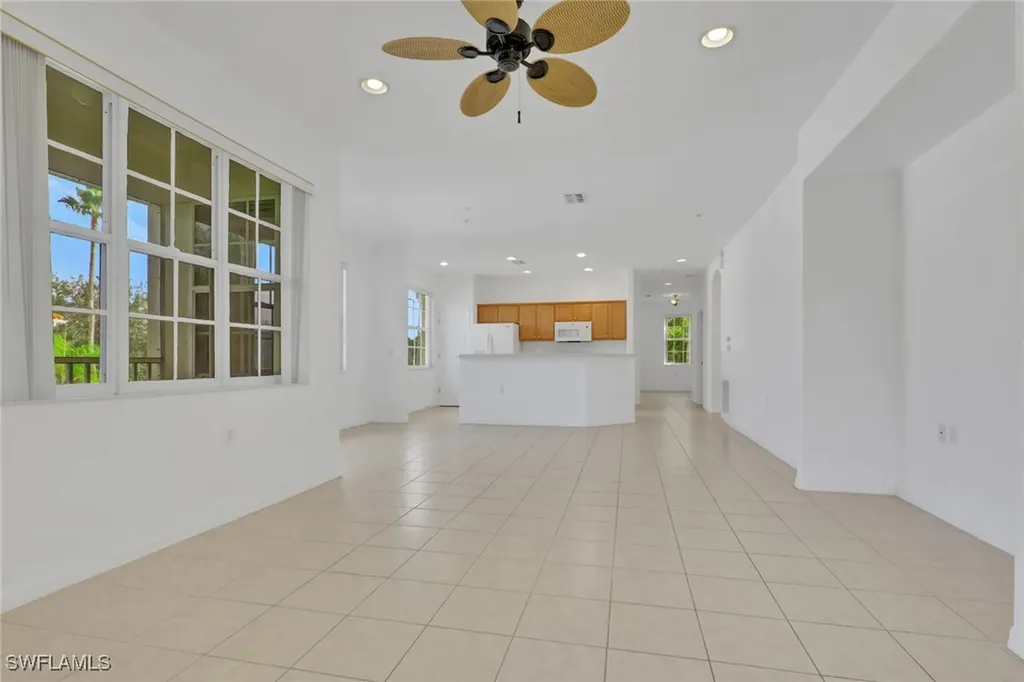 4863 Hampshire Court Naples FL 34112