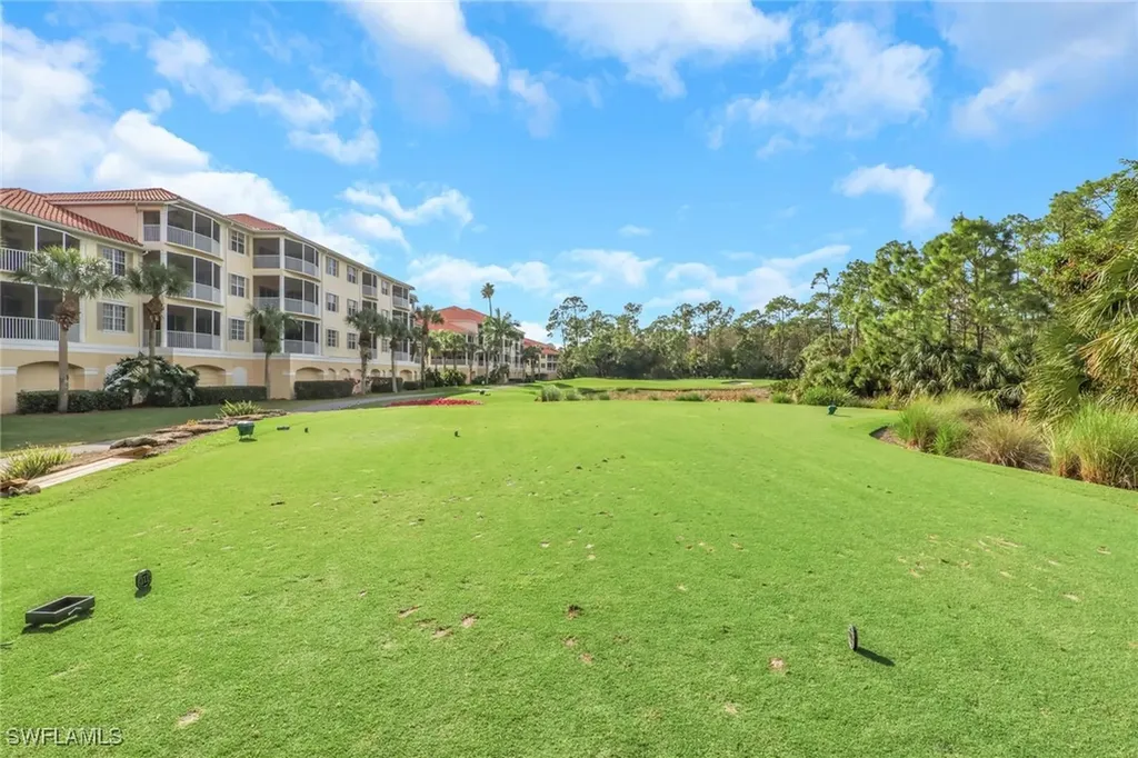 4863 Hampshire Court Naples FL 34112