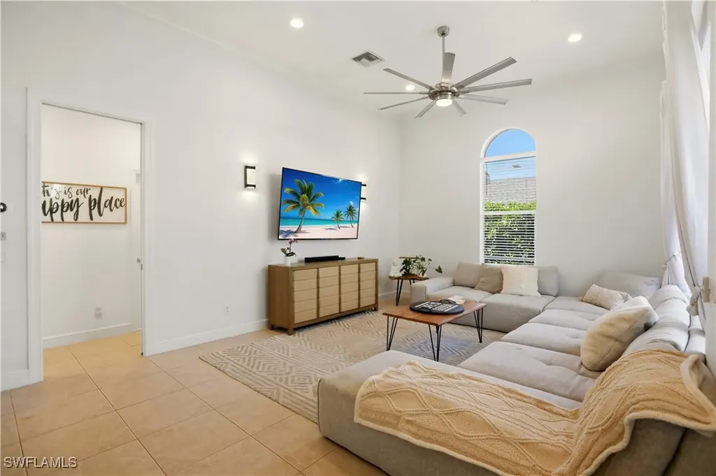 80 Delbrook Way Marco Island FL 34145