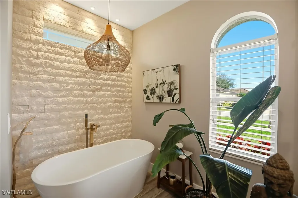 80 Delbrook Way Marco Island FL 34145