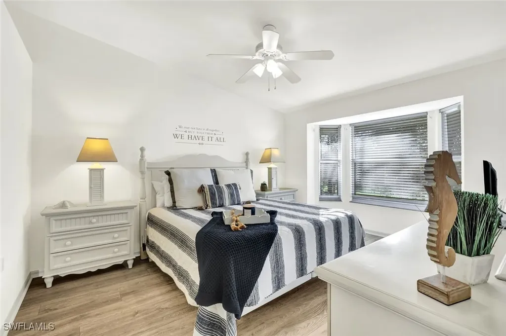 3715 Buttonwood Way Naples FL 34112