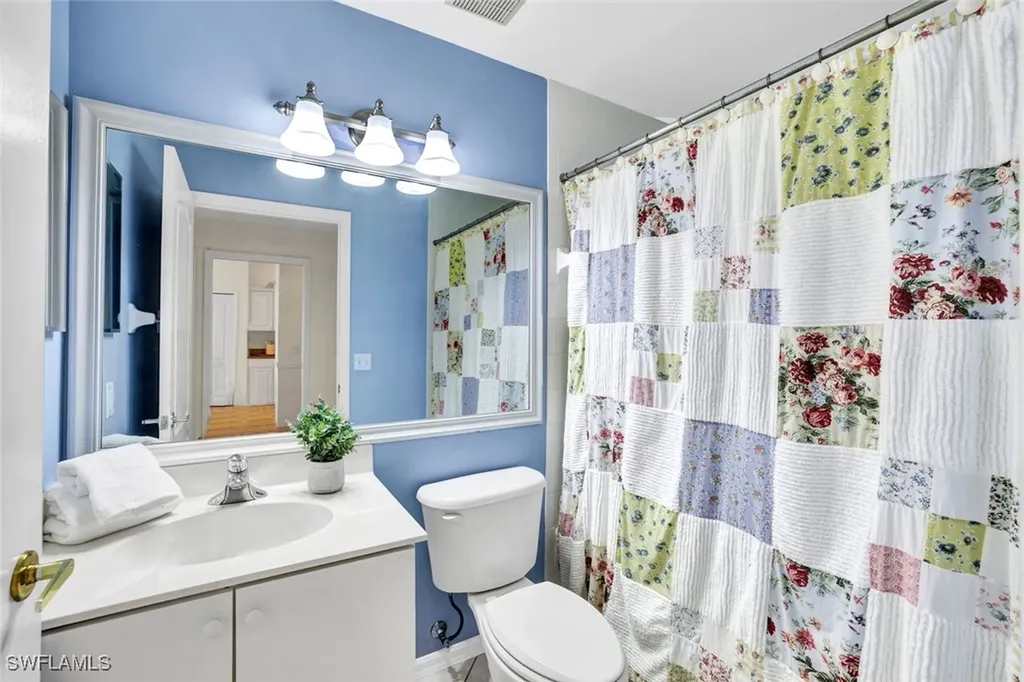 3715 Buttonwood Way Naples FL 34112