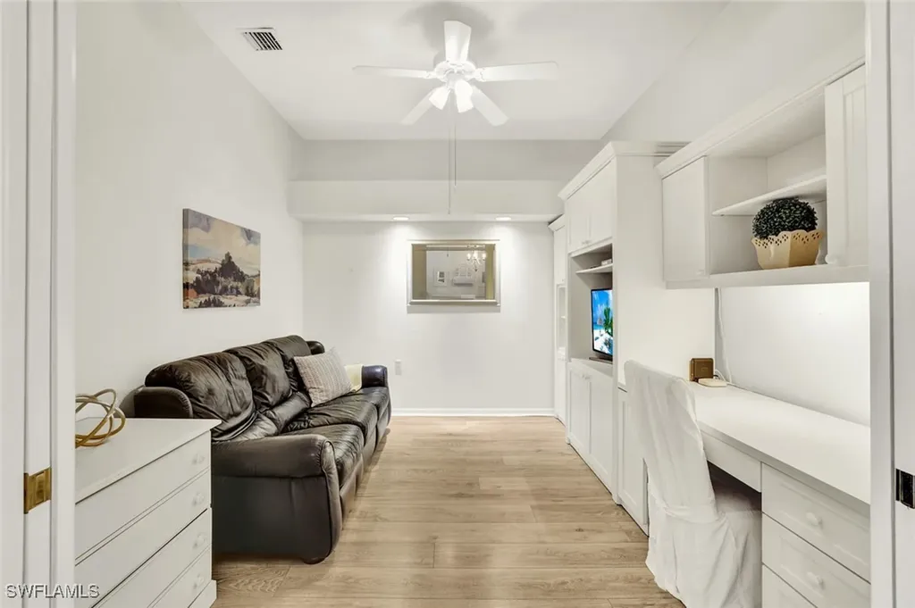 3715 Buttonwood Way Naples FL 34112