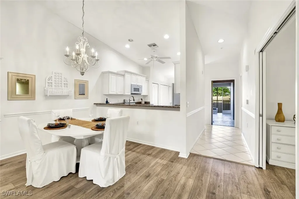3715 Buttonwood Way Naples FL 34112