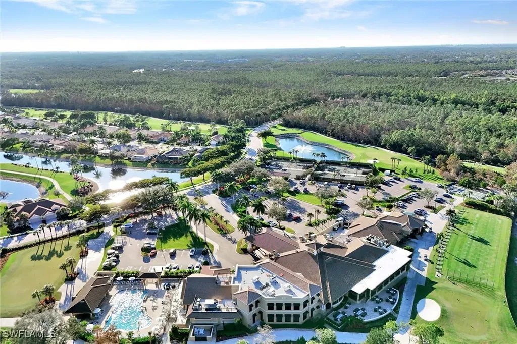 3715 Buttonwood Way Naples FL 34112