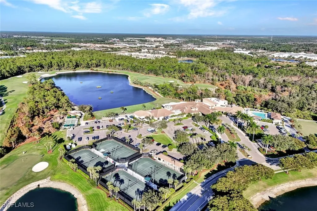 3715 Buttonwood Way Naples FL 34112
