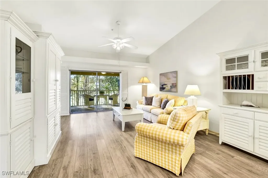 3715 Buttonwood Way Naples FL 34112